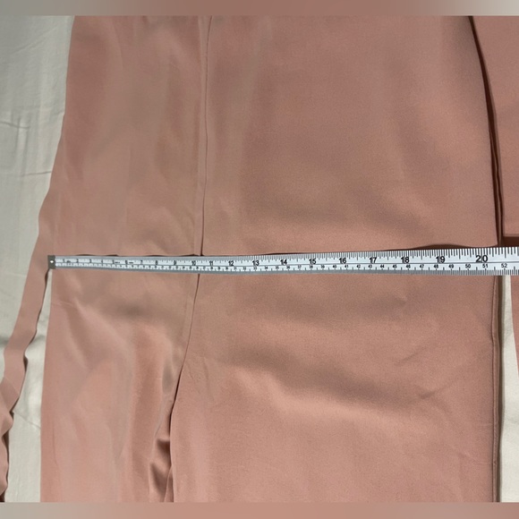 NWT LuLu’s Jumpsuit W/Belt  Sz L Fully Lined Short Sleeve V-Neck Dusty Pink Zip - Picture 8 of 12